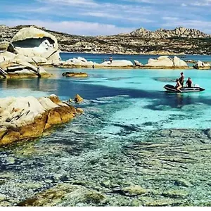 https://la-maddalena-casa-libeccio.in-sardinia.net