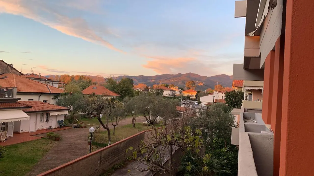 Sunset Suite - Appartamento Al Mare - Marina Di Carrara Apartment